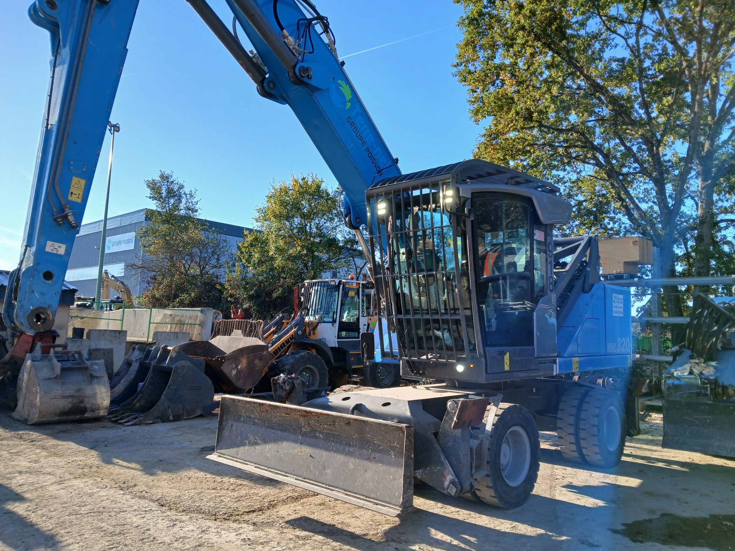 FUCHS MHL320F (4918)
