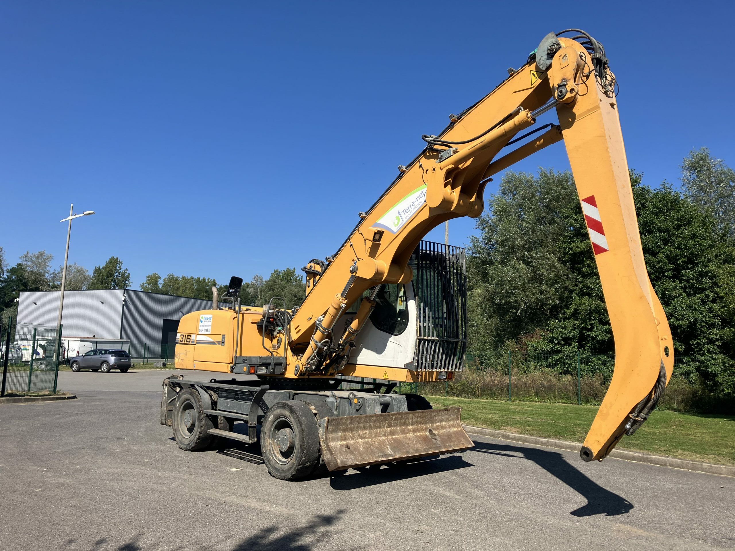LIEBHERR A316 (3702)
