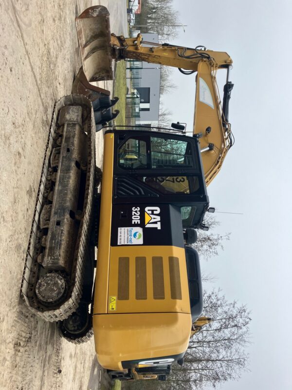 CAT 320EL – Image 2