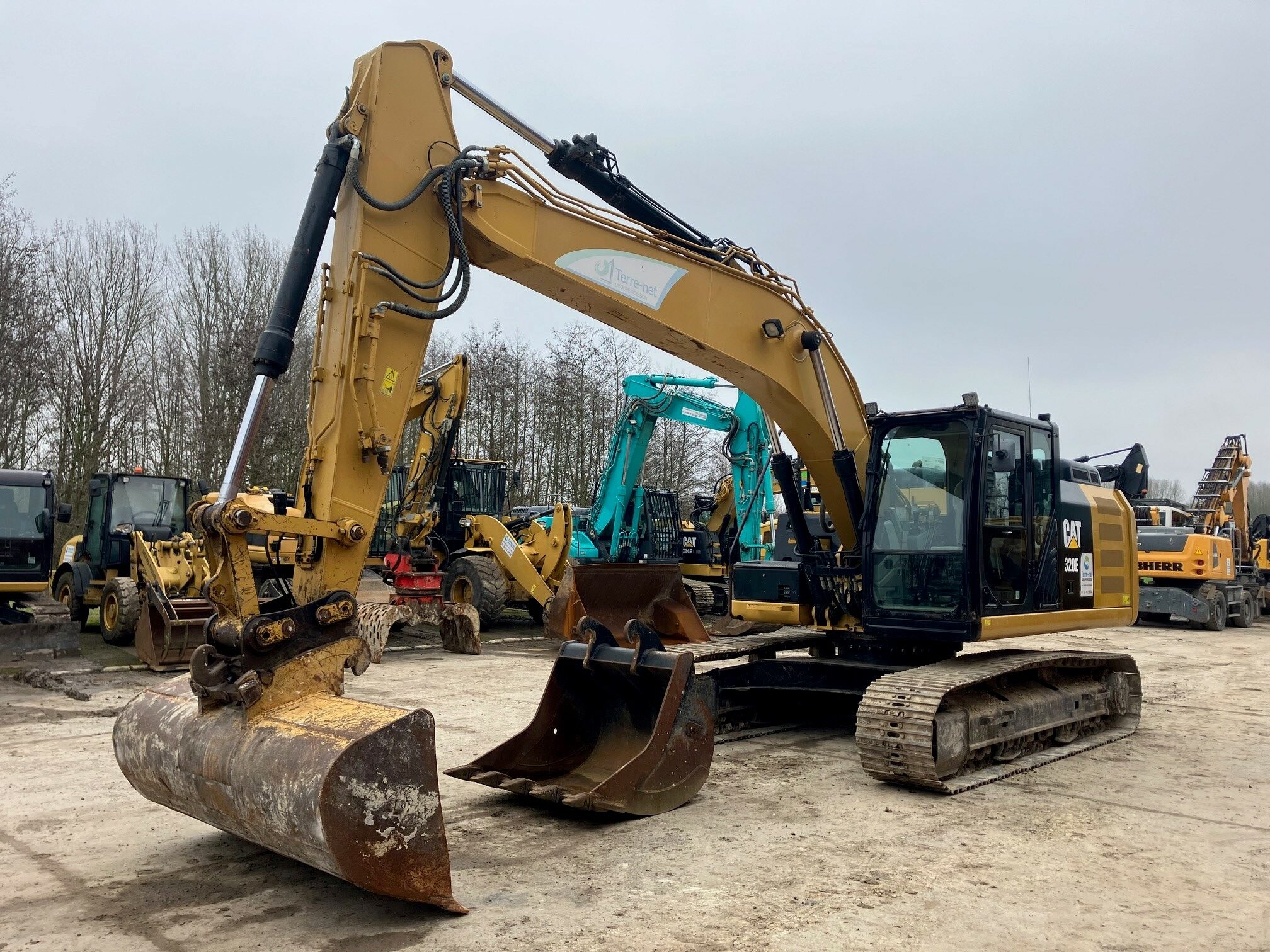 CAT 320EL