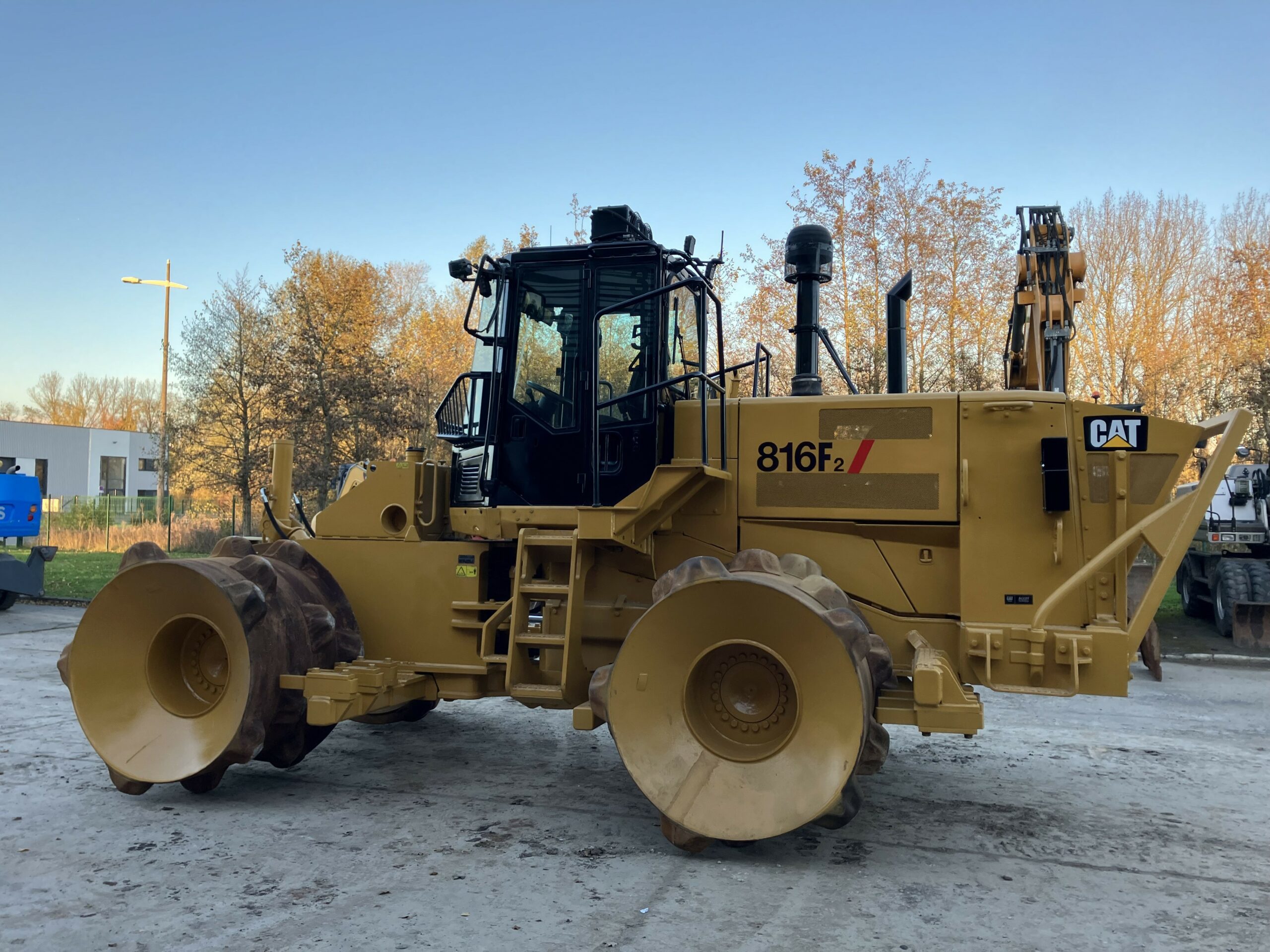 CAT 816 F2