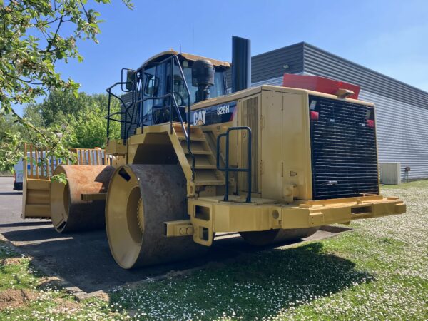 CAT 826 H – Image 9