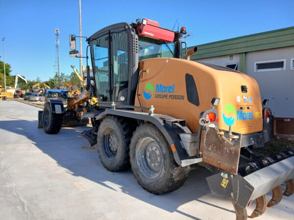 CASE 836C AWD – Image 11