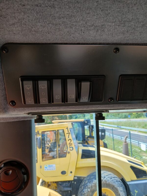 LIEBHERR LR636 – Image 17