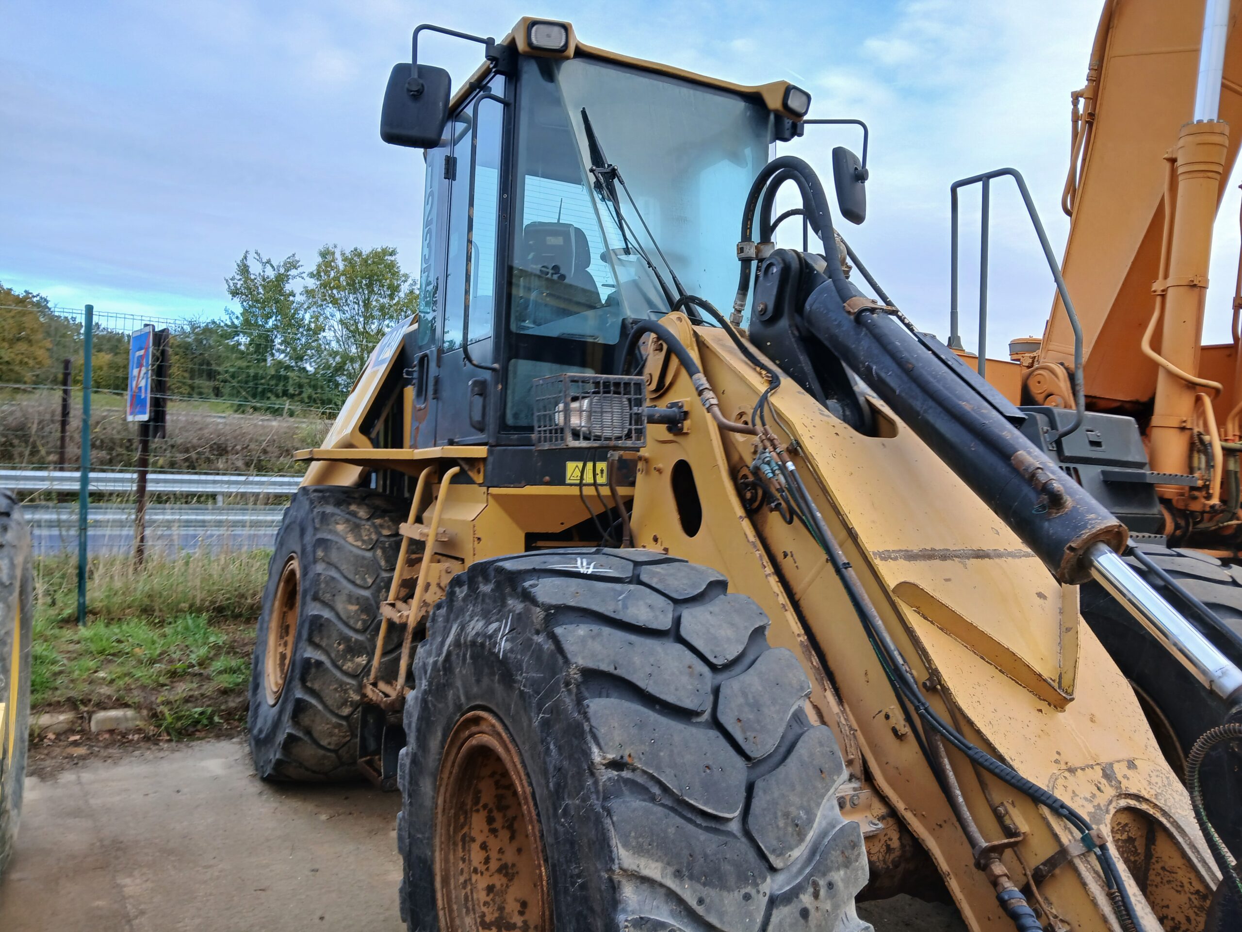 CAT 930H N°1237