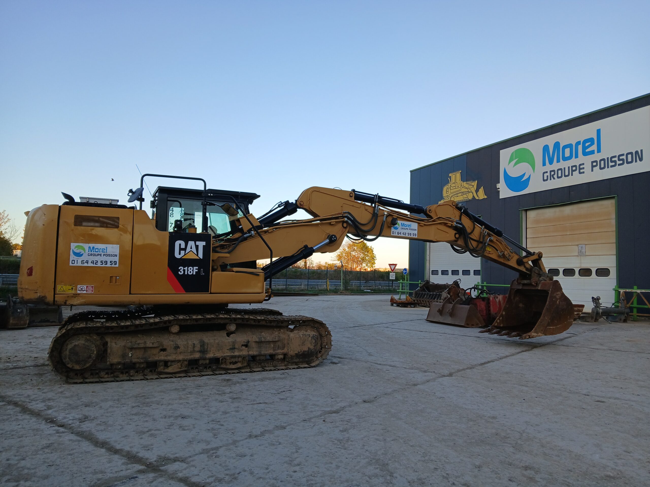 CAT 318FL N°4837